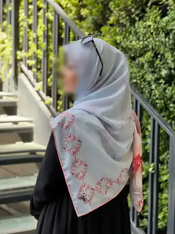 روسری نخ کاستوم طرح گل