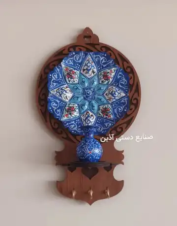 جاکلیدی به همراه بشقاب وگلدان نقلی میناکاری