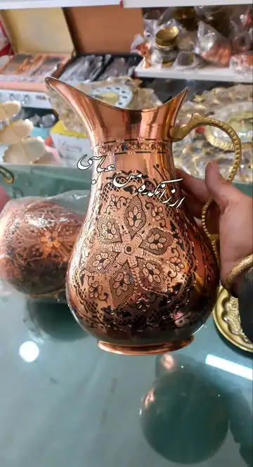 پارچ اردکی مسی با نقش الماس تراش
