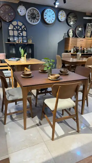 میز ناهارخوری رترو ۴ نفره