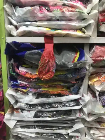 بادکنک طرح دار