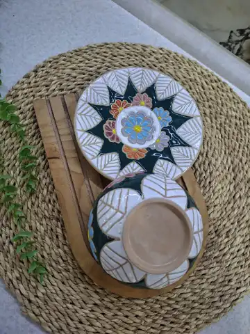 قاب و قدح هفت‌رنگ گل‌دار