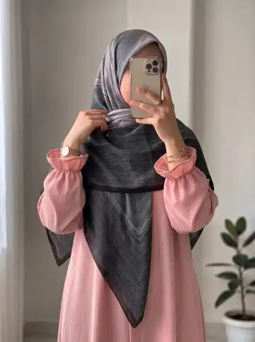 روسری کرپ نخ