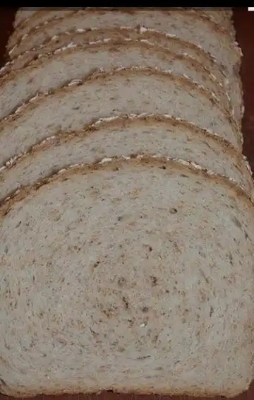 نان تست ساده و چندغله