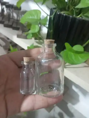 لوله آزمایش ۱۶ میلیمتر و شیشه پینی سیلین