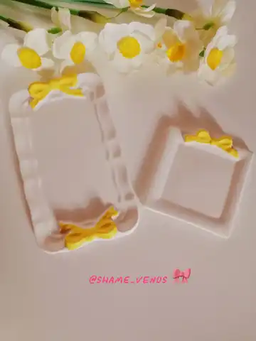 ظرف مربع پاپیونی