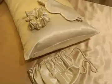 ست خواب ساتن شیری