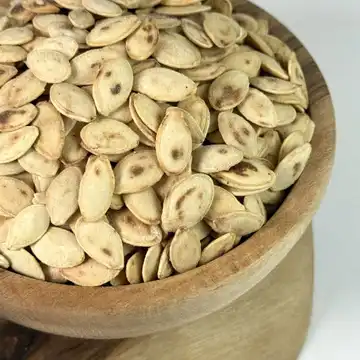 تخمه کدو خالدار برشته درشت ایرانی