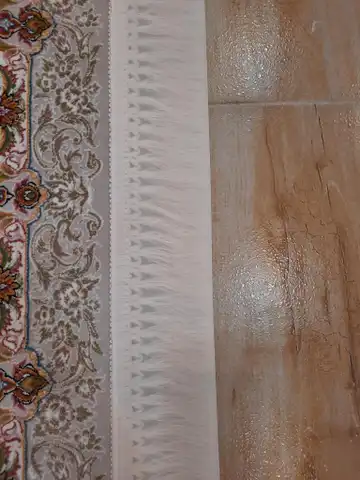 محافظ ریشه فرش
